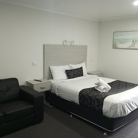 Big Valley Lakeside Paradise Motor Inn Shepparton Eksteriør bilde