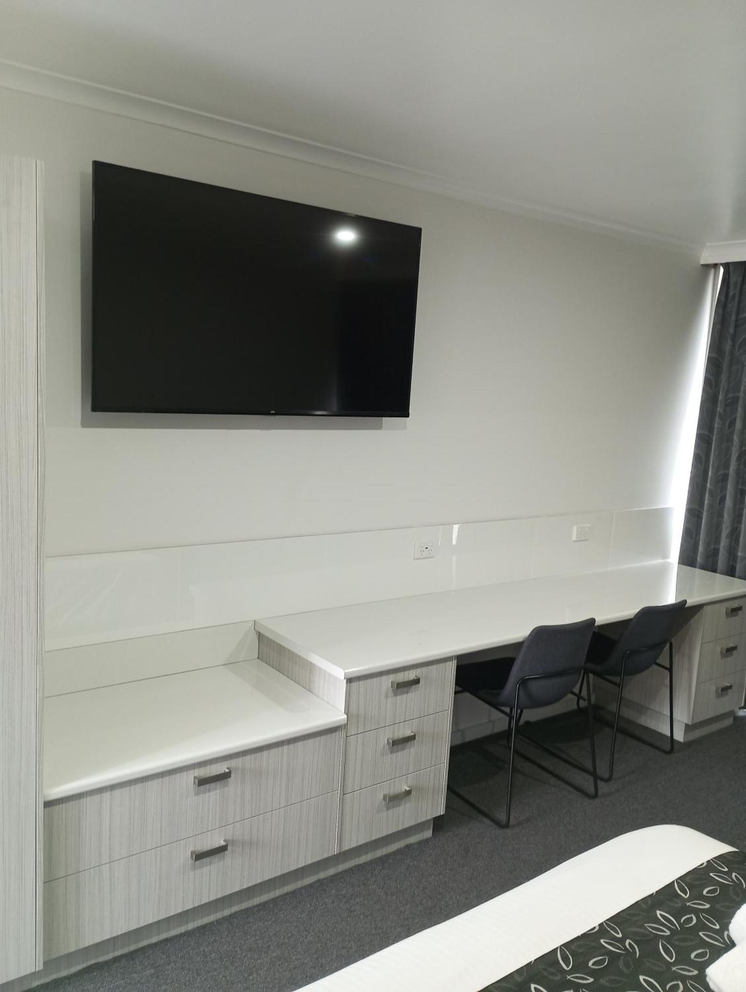 Big Valley Lakeside Paradise Motor Inn Shepparton Eksteriør bilde