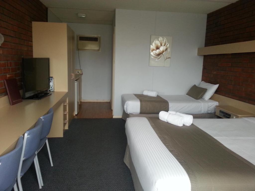 Big Valley Lakeside Paradise Motor Inn Shepparton Rom bilde